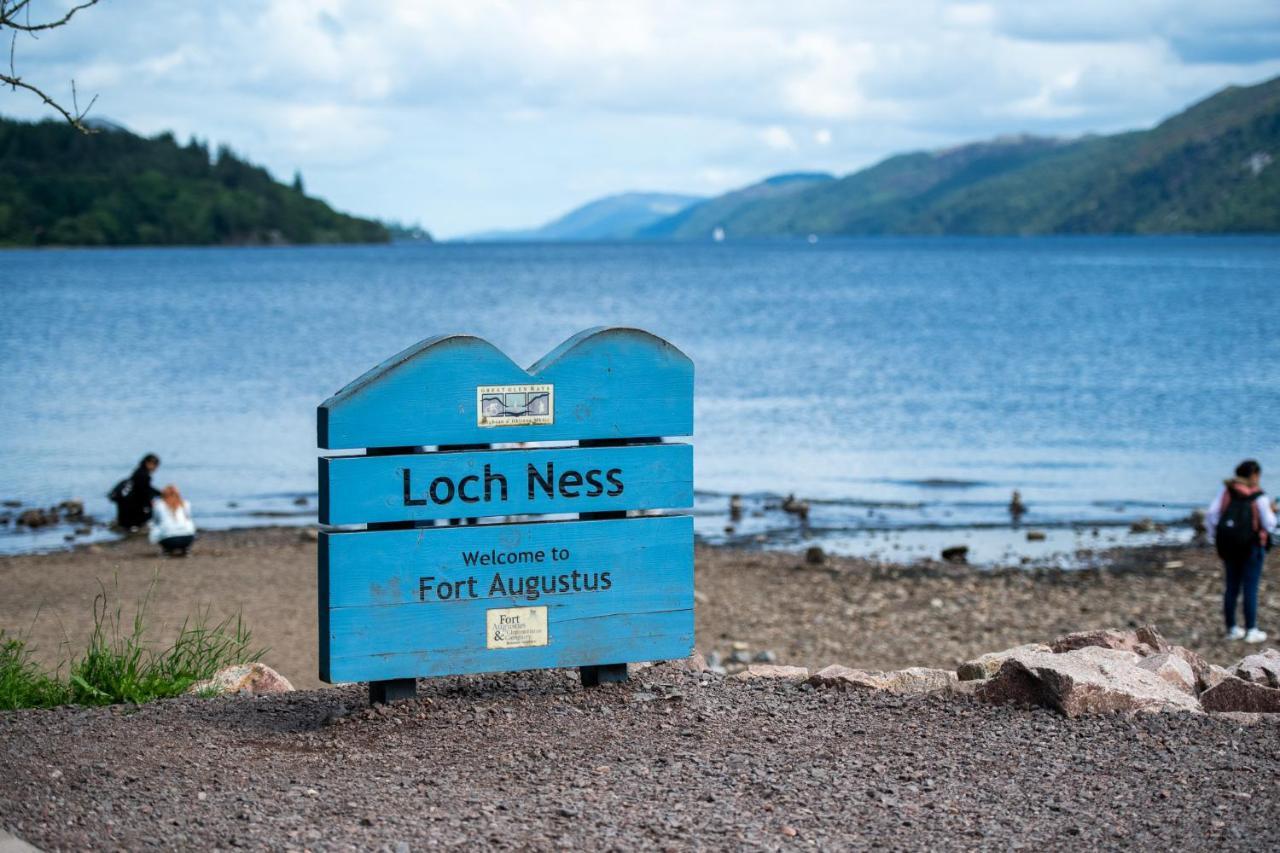Loch Ness Gate House * Fort Augustus